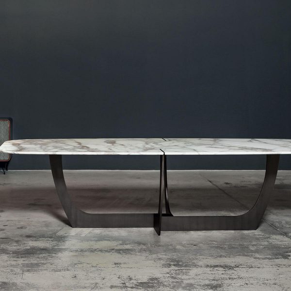 Romeo table