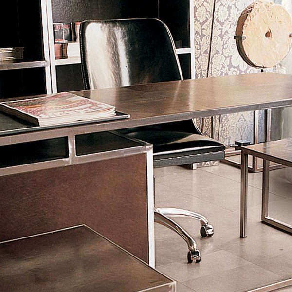 Decor with wheels 椅子 Baxter