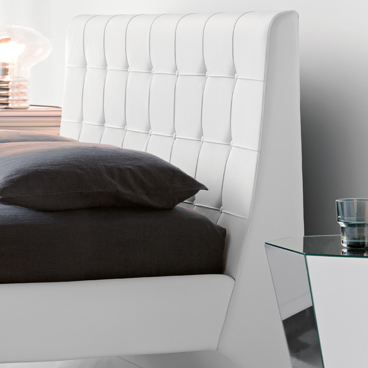 FRANKLYN 床 cattelan italia