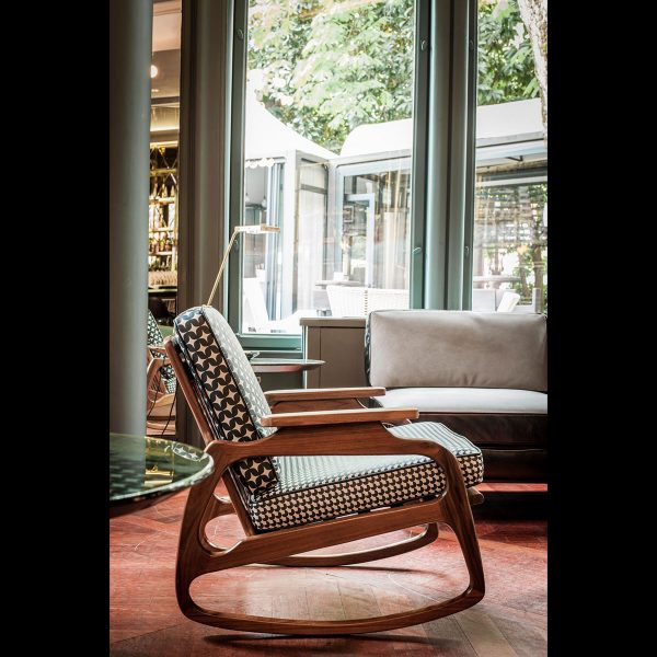 Ingrid 摇椅 Baxter