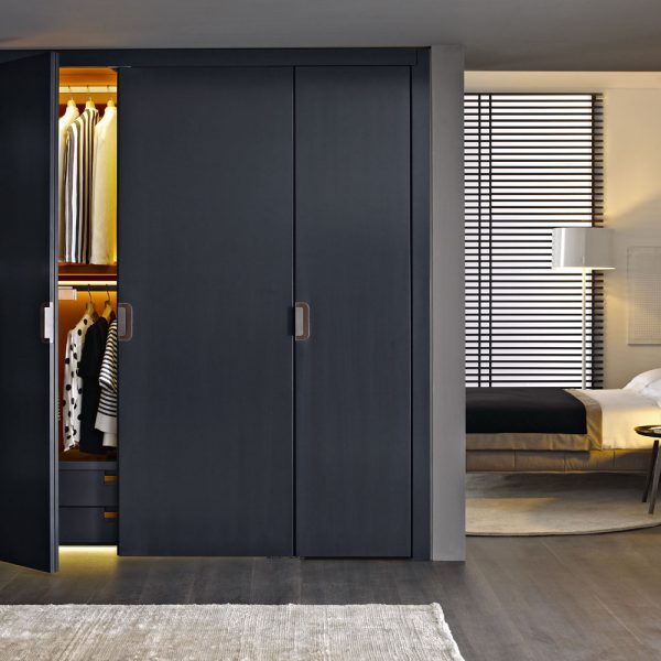 B&B ITALIA BACKSTAGE 衣柜