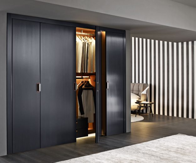 B&B ITALIA BACKSTAGE 衣柜