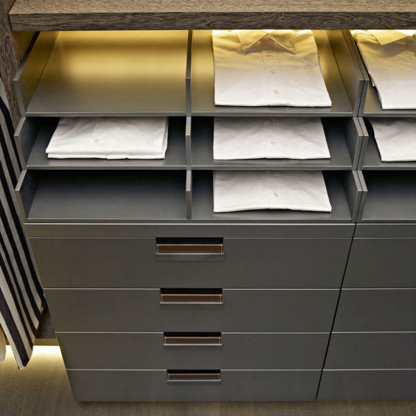 B&B ITALIA BACKSTAGE 衣柜