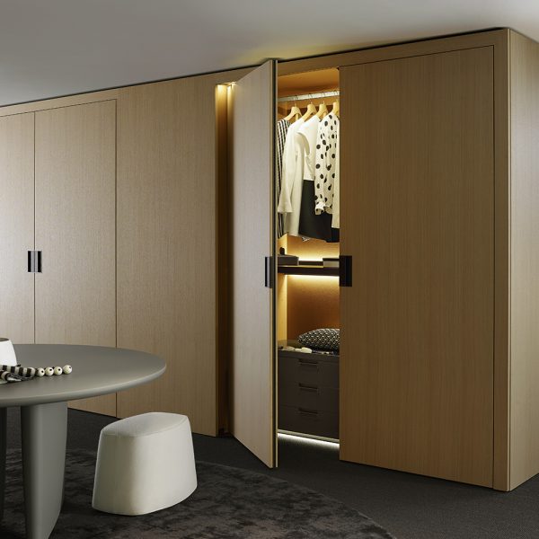 B&B ITALIA BACKSTAGE 衣柜