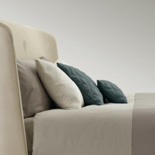 Canterbury 床 Bentley Home