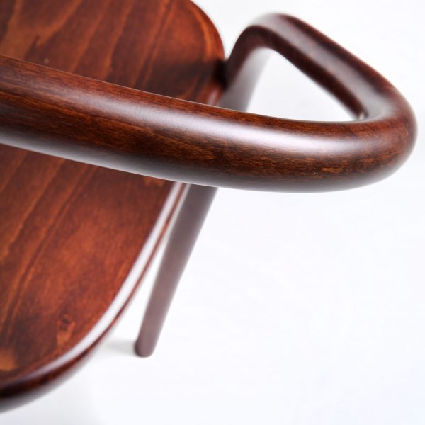 GUSTAV 椅子 THONET