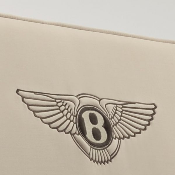 Richmond 床 Bentley Home