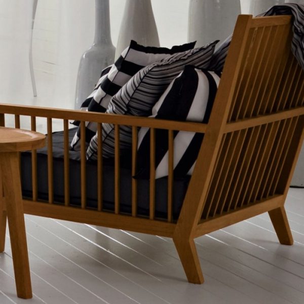 InOut 701 扶手椅 GERVASONI