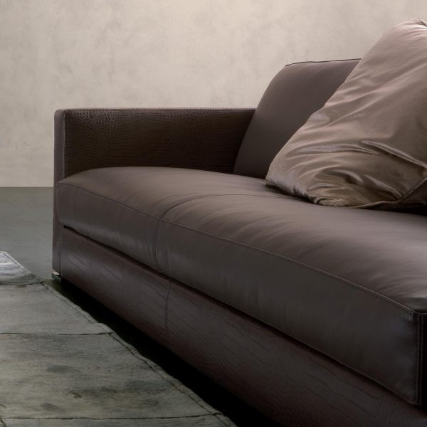 Cassandra 沙发 Rugiano