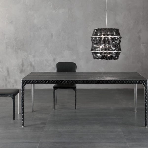 Alexander 餐桌 Rugiano