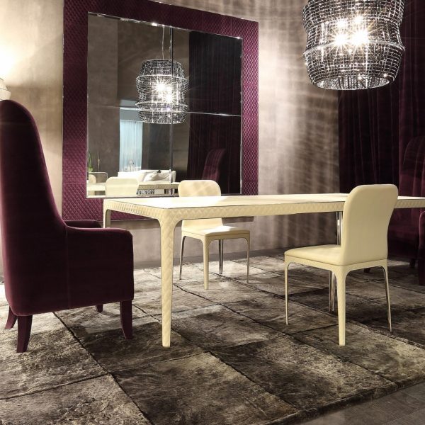 Alexander 餐桌 Rugiano