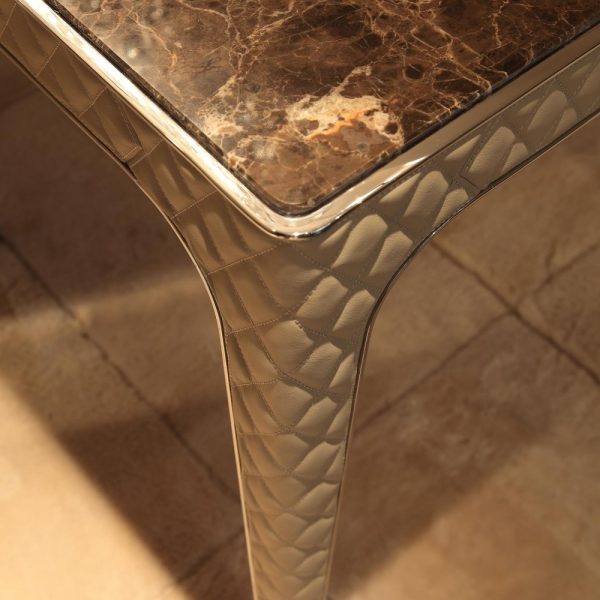 Alexander 餐桌 Rugiano