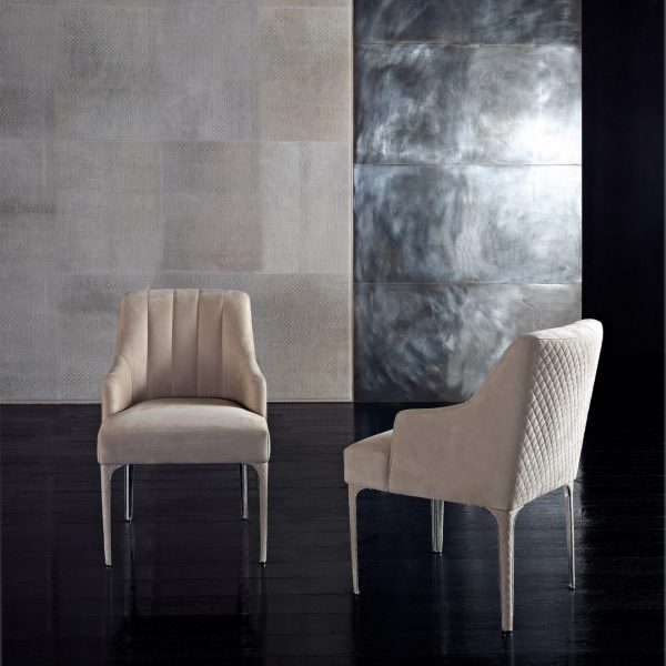 Arianna 椅子 Rugiano