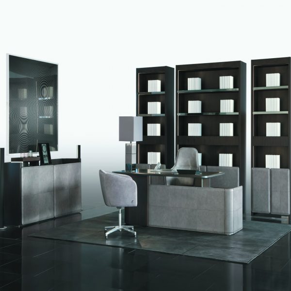 Gramercy 240 书桌 SMANIA